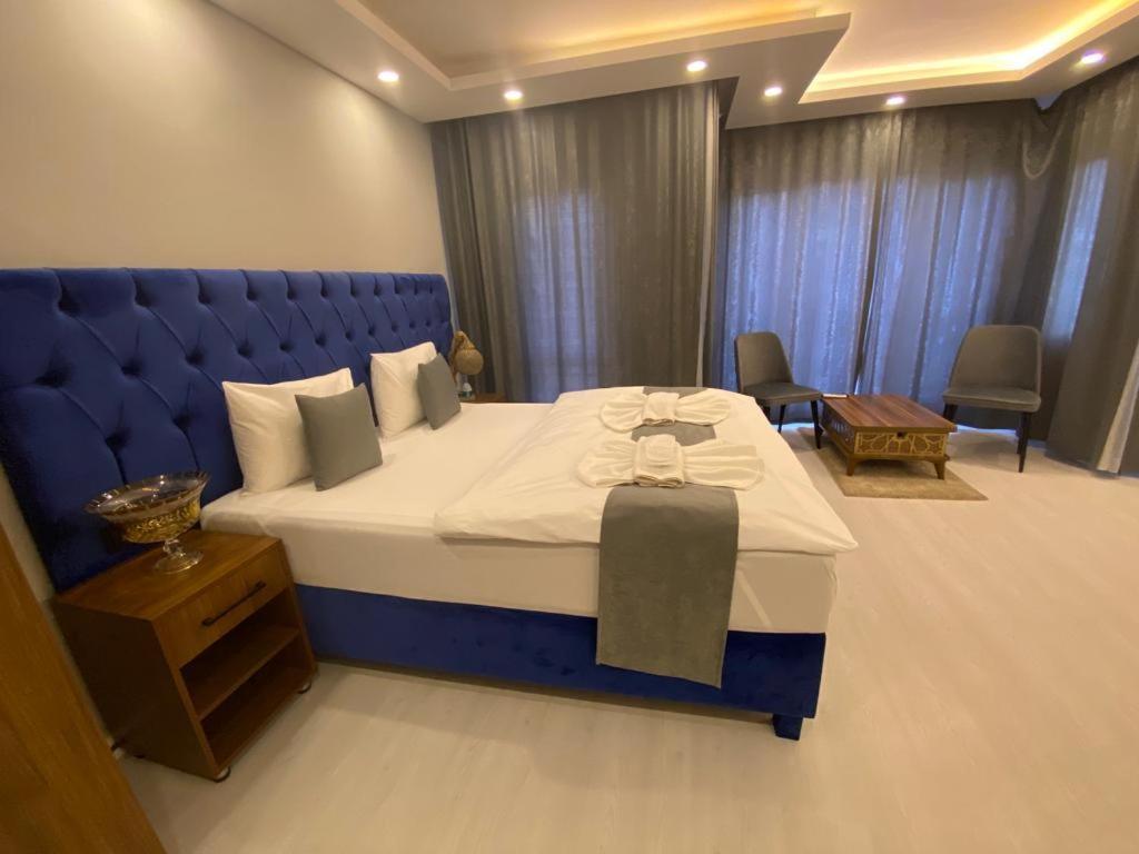 Big Peace Suites & Hotel อิสตันบูล ภายนอก รูปภาพ